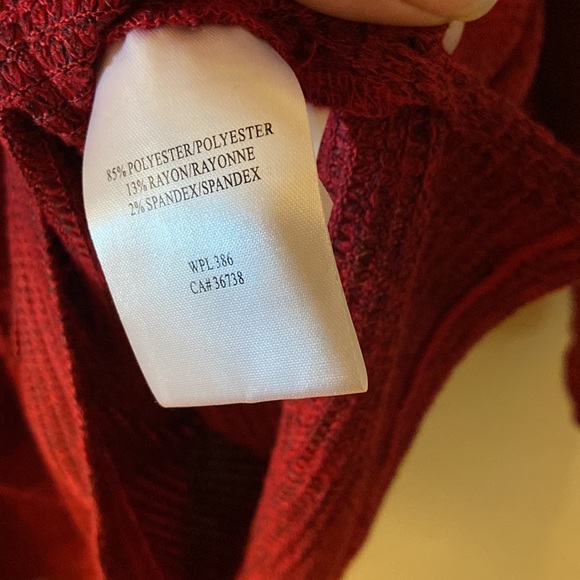 Haggar Clothings Petite - red sweater - size large - Picture 4 of 6